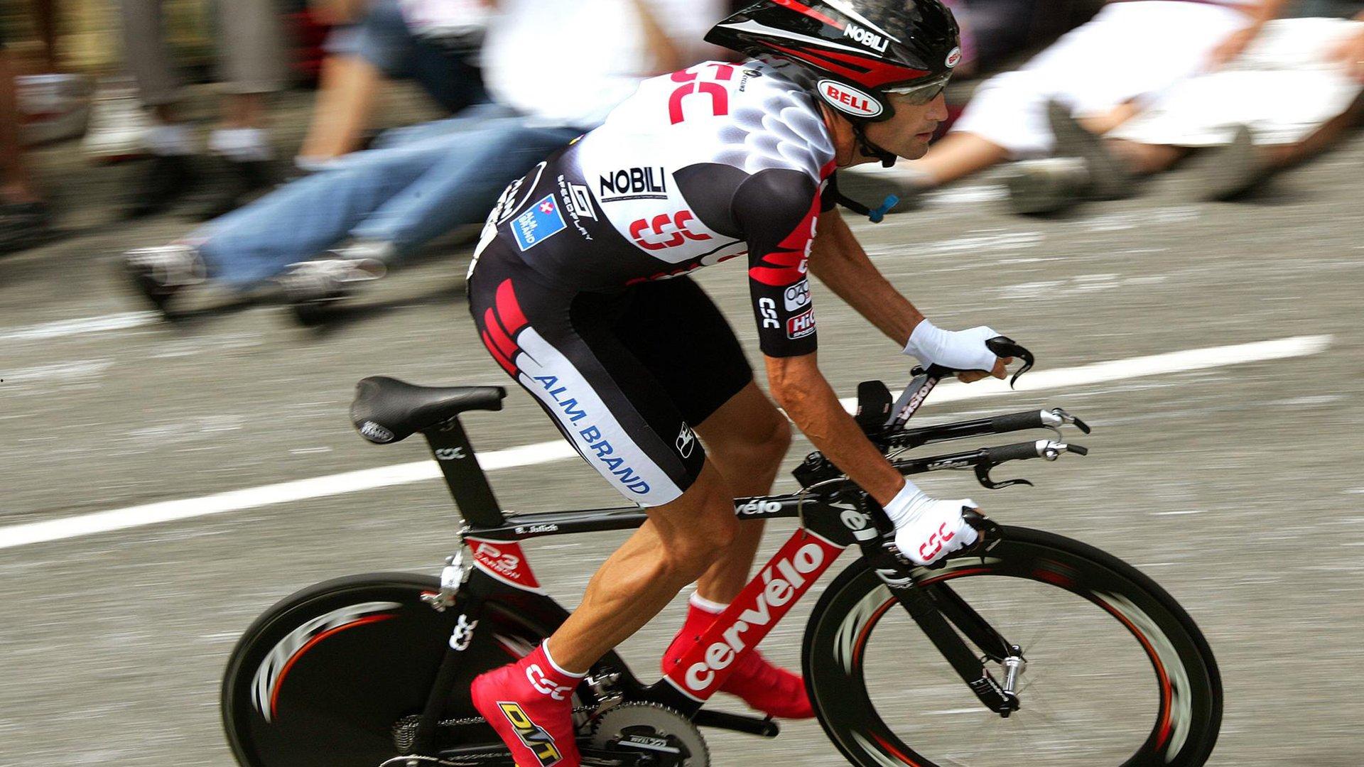 战术复盘，中场失控暴露致命短板，曼城连胜终结背后的罗德里依赖症